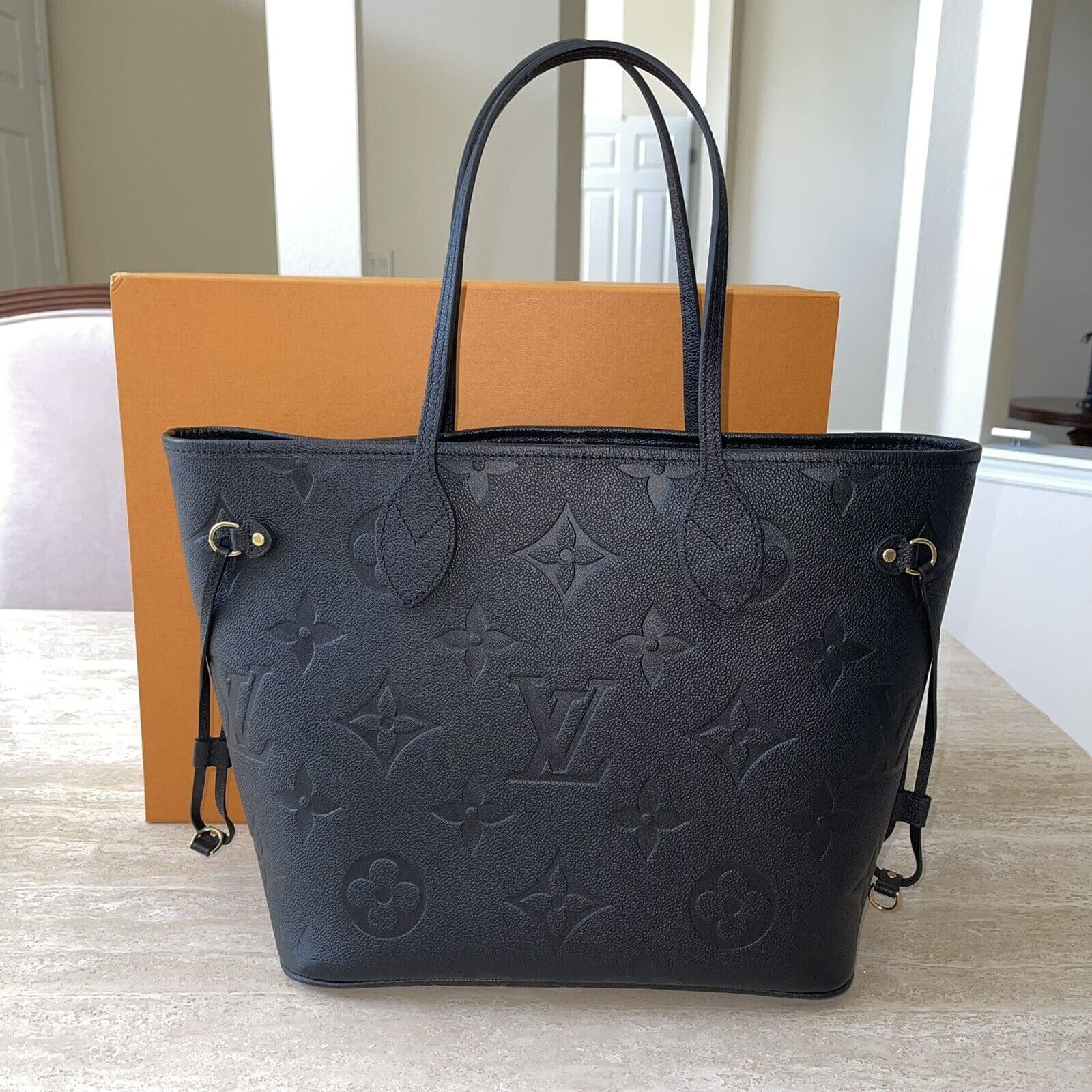 Louis Vuitton Neverfull MM Noir Empreinte Bag M45685(Master Quality)