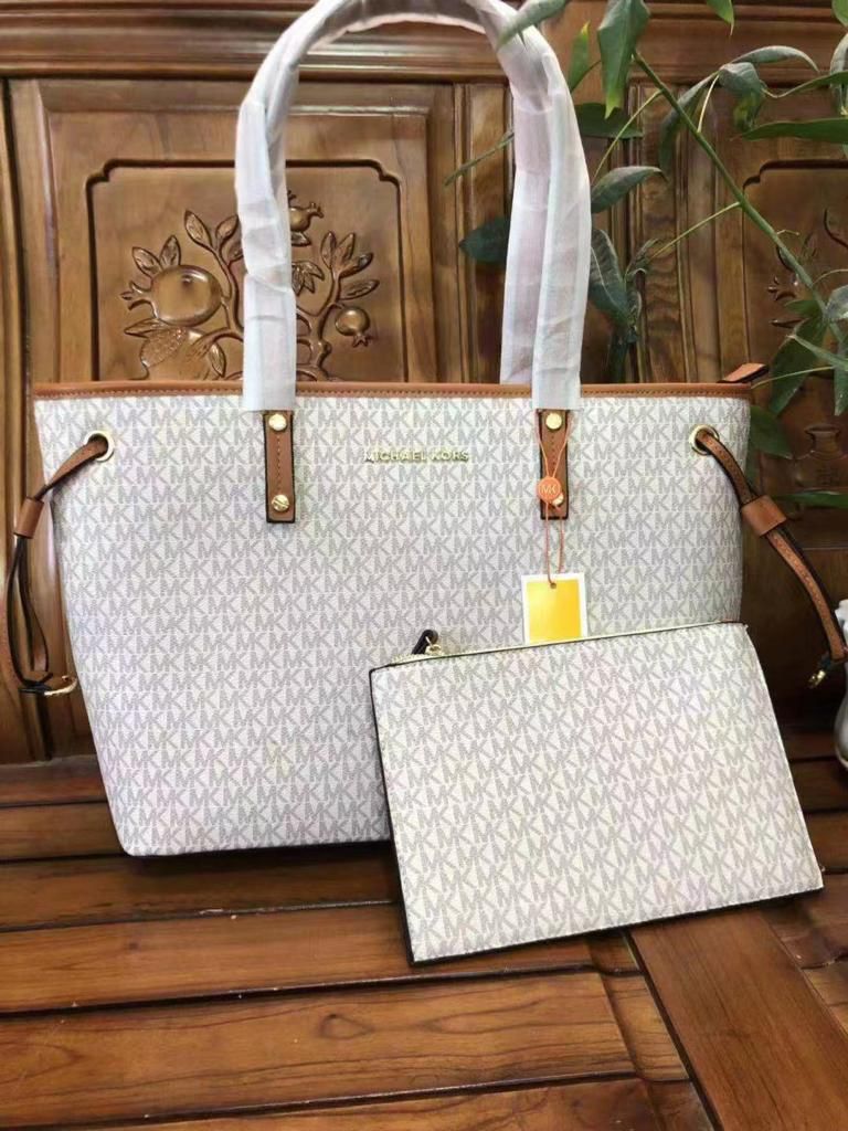 Michael Kors Jet Set Travel Large Top Zip DrawstrIng Tote