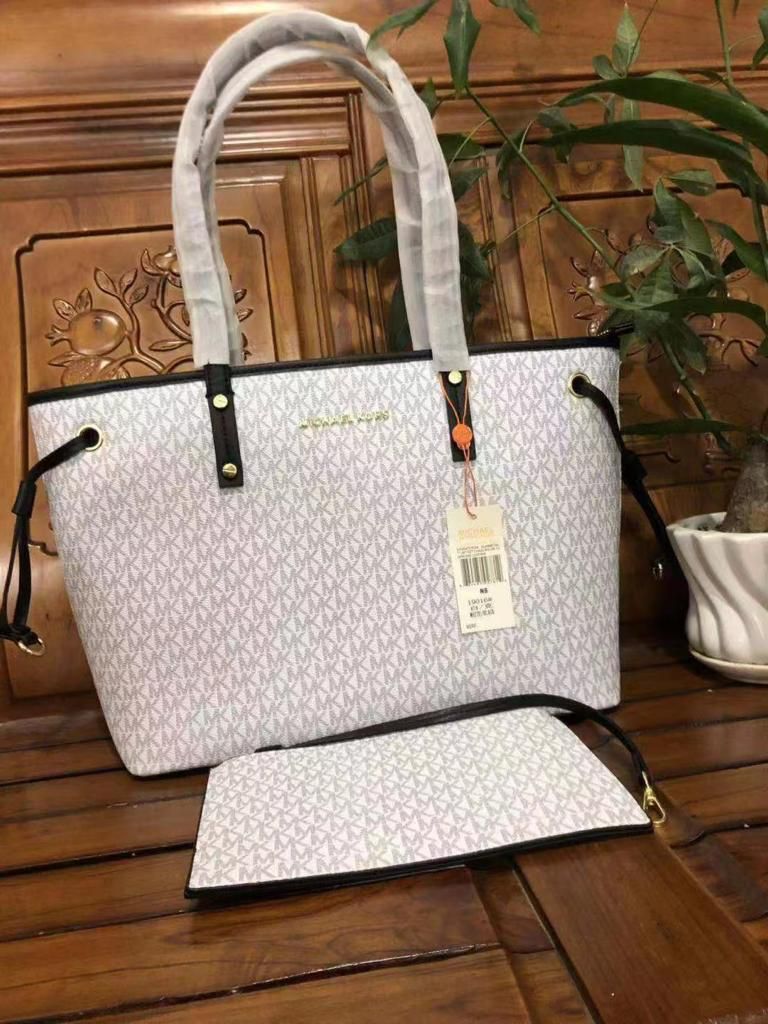 Michael Kors Jet Set Travel Large Top Zip DrawstrIng Tote