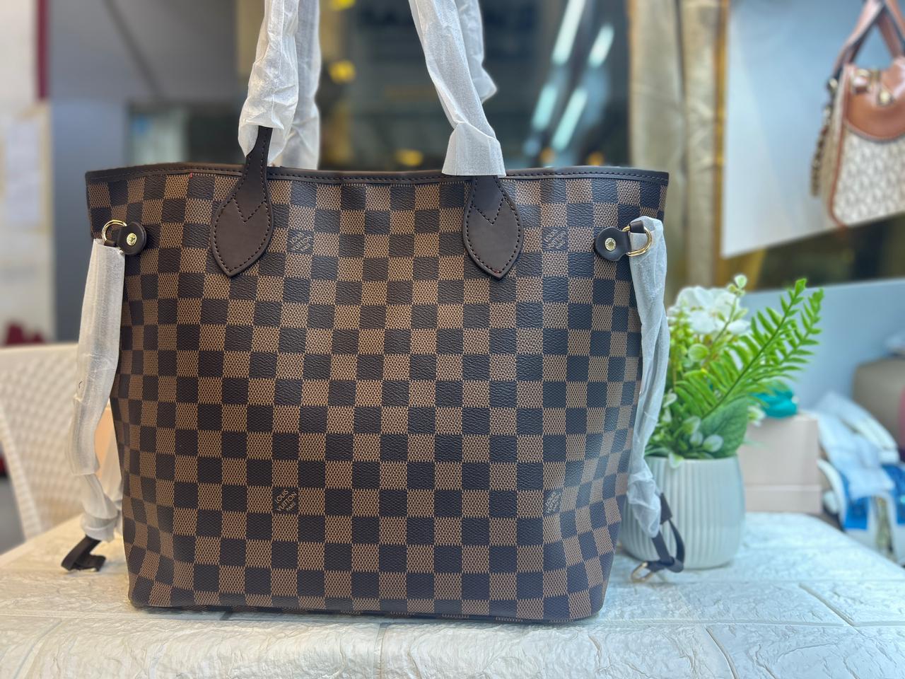 LOUIS VUITTON Monogram Neverfull MM Tote Bag (Master Quality)